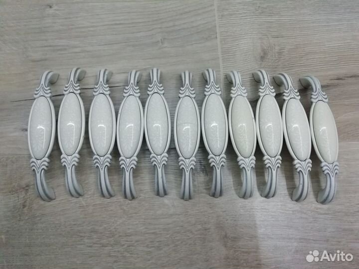 Ручки мебельные Италия