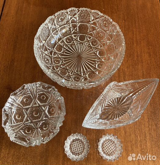 Хрусталь. Вазы, пепельница, розетки