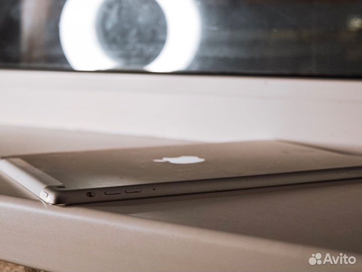 Планшет iPad Air 128gb