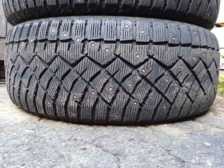 Nitto Therma Spike 265/60 R18