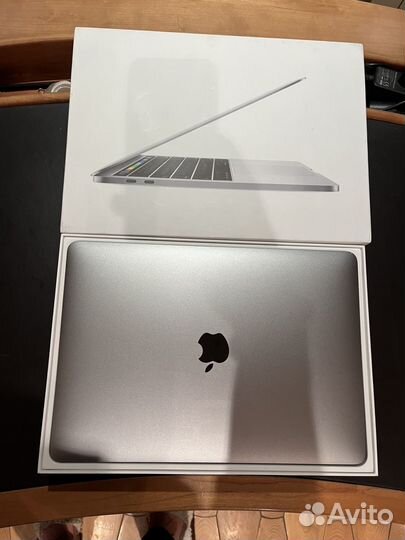 Apple macbook pro 13 2017