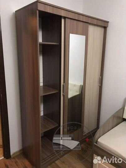 Шкаф
