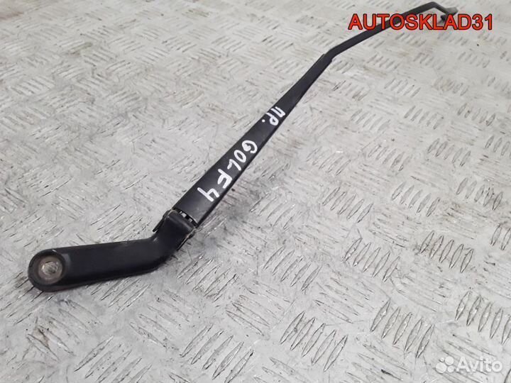 Поводок стеклоочистителя правый VW Golf 1J1955410A