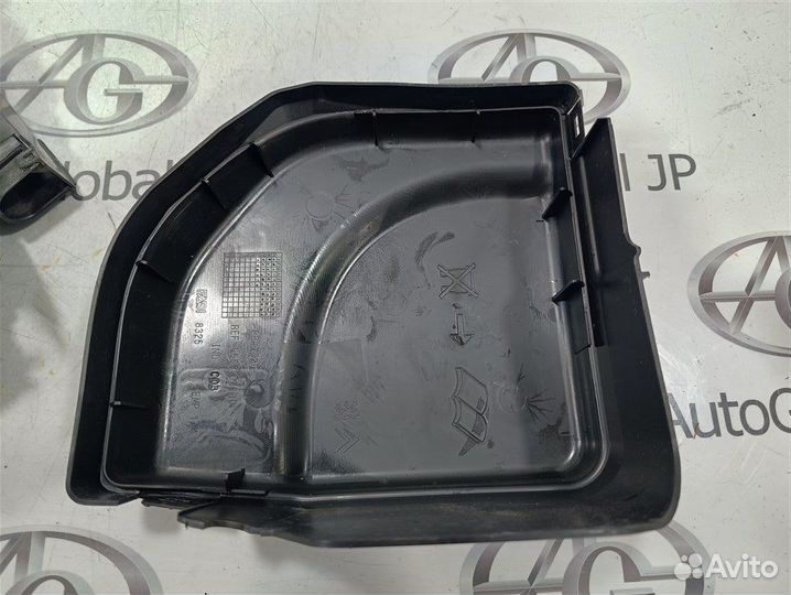 Блок предохранителей под капот Peugeot 307 3H