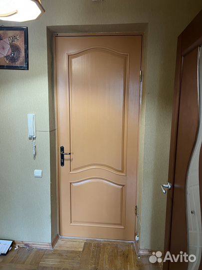 Дверь массив