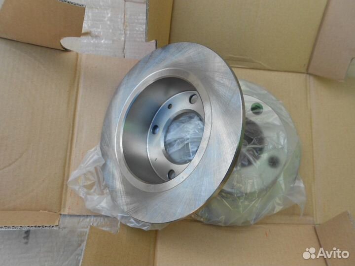 Citroen Xantia Новые задние тормозные диски