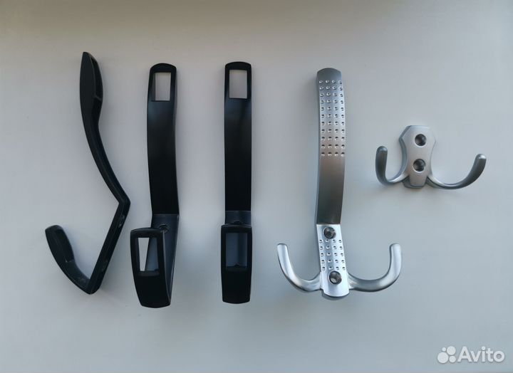 Крючки для одежды