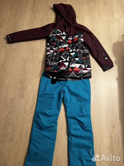 Костюм для сноуборда женский 50 размер