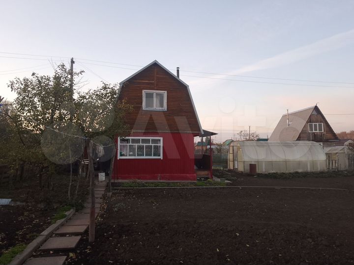 Дача 30 м² на участке 10 сот.