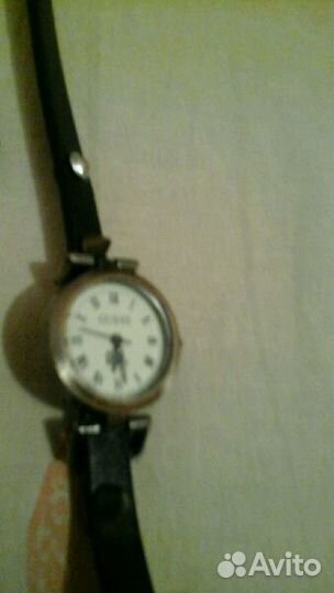 Продам часы cuess В отличном состоянии.Торг
