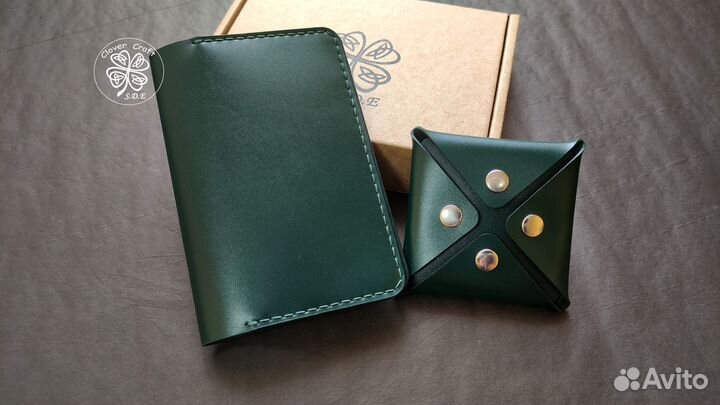 Обложка на паспорт кожаная