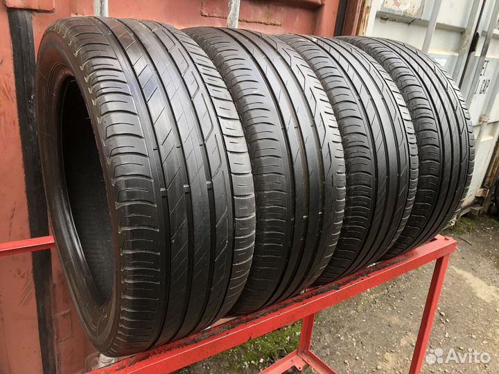 Bridgestone Turanza T001 205/50 R17 93H