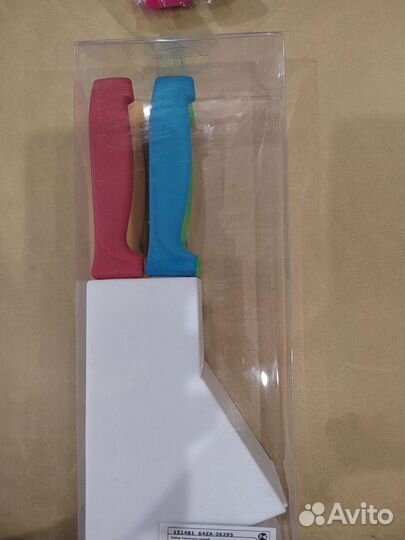 Набор кухонных ножей с подставкой