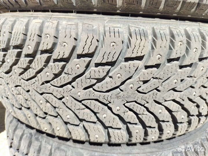 Nokian Tyres Hakkapeliitta 9 205/55 R16 94T