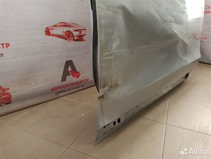 Дверь передняя левая Land Rover Discovery Sport