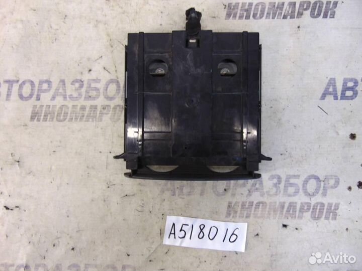 Подстаканник для Hyundai Accent 2 2000-2012г