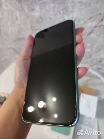 iPhone 11, 256 ГБ