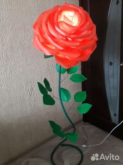 Роза торшер