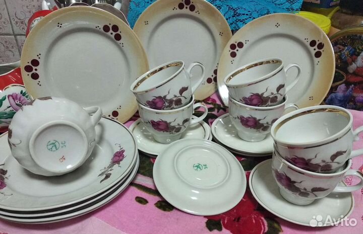 Кофей.,чайн.пары;тарелки,набор салатников