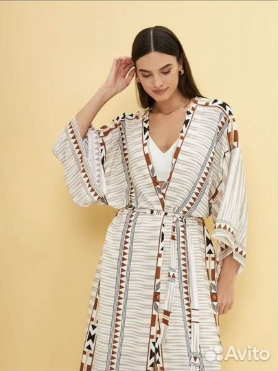 Накидка в стиле кимоно