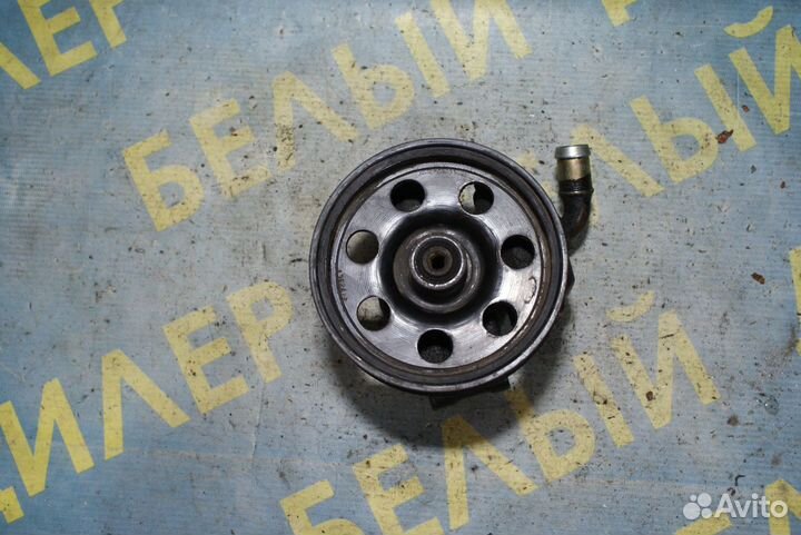 Насос гидроусилителя руля Ford Focus 1