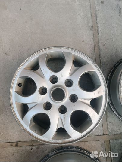 Hyundai Starex H-1 6.5х16 6х139.7