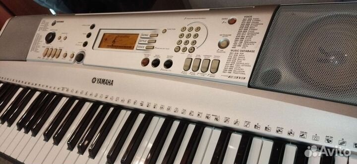 Синтезатор Yamaha psr e313