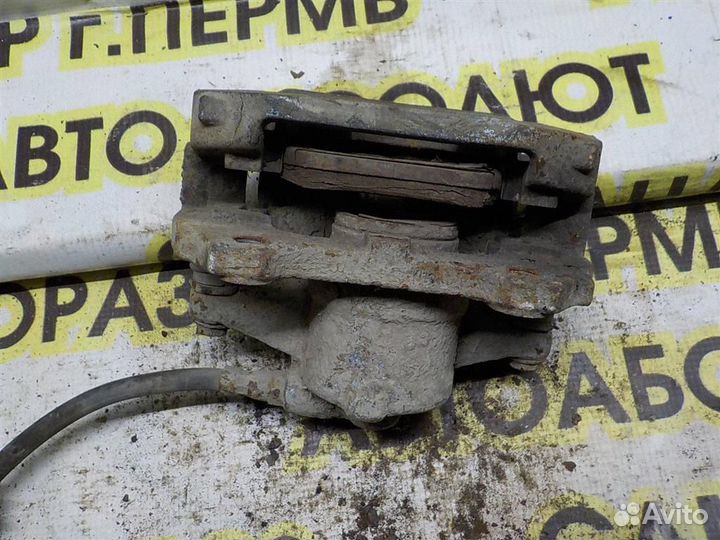 Суппорт передний правый Opel Corsa D 2006-2014