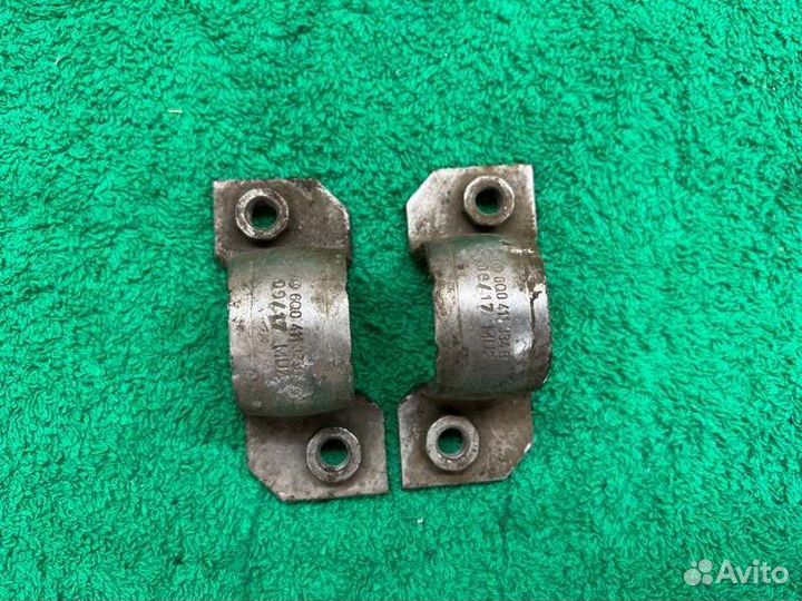 Кронштейн стабилизатора Skoda Rapid 1.6 2017