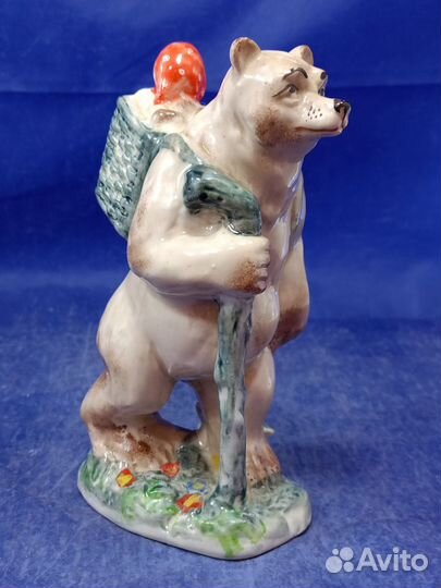 Сказка про Машу и медведя статуэтка фарфоровая Ска