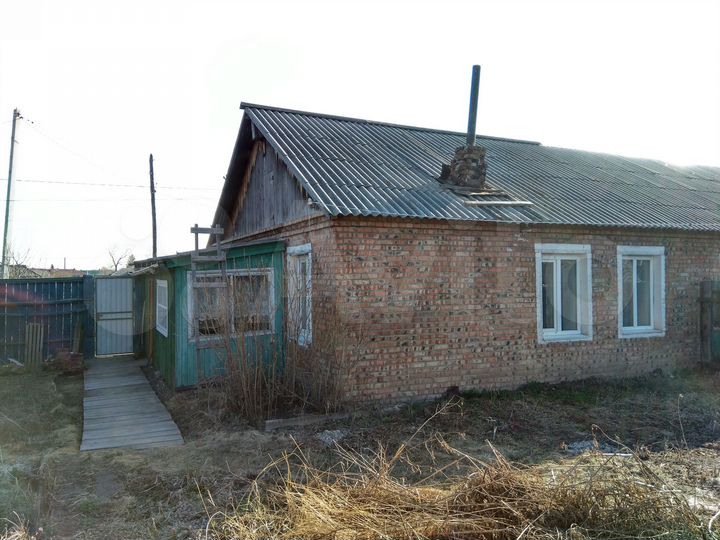 Дом 49 м² на участке 4 сот.