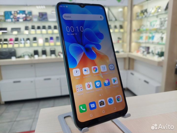 Смартфон Tecno Spark 7 4/64GB (зелёный)