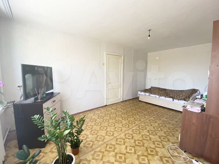 2-к. квартира, 43 м², 2/4 эт.