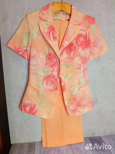 Брючный костюм женский 44