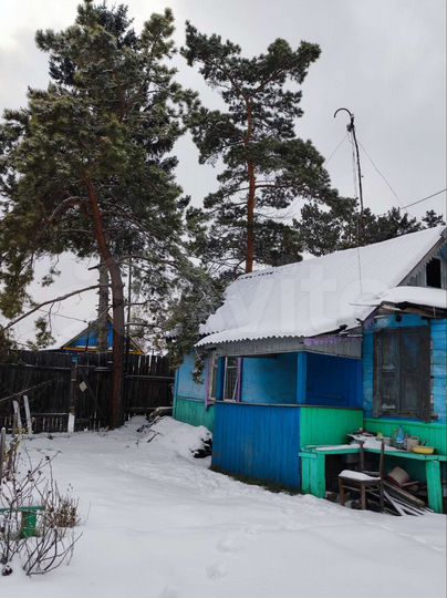 Дом 22,3 м² на участке 6,6 сот.