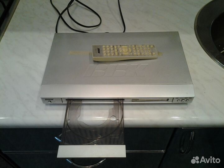 DVD-проигрыватель BBK DV911SM