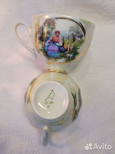 Чайные пары и чашки