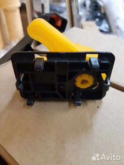 Ручка открывания капота Ford Focus 3