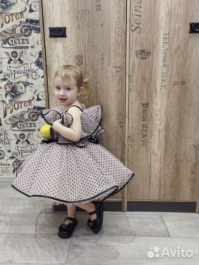 Нарядное платье