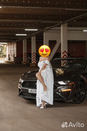 Свадебное платье 44