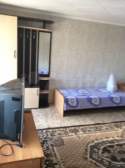 Комната 16 м² в 5-к., 2/2 эт.