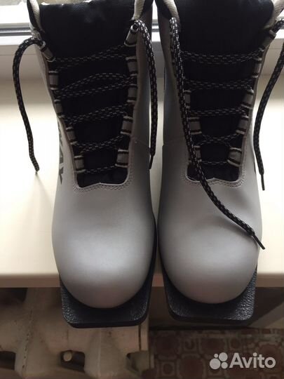 Новые лыжные ботинки nordway разм 43-44