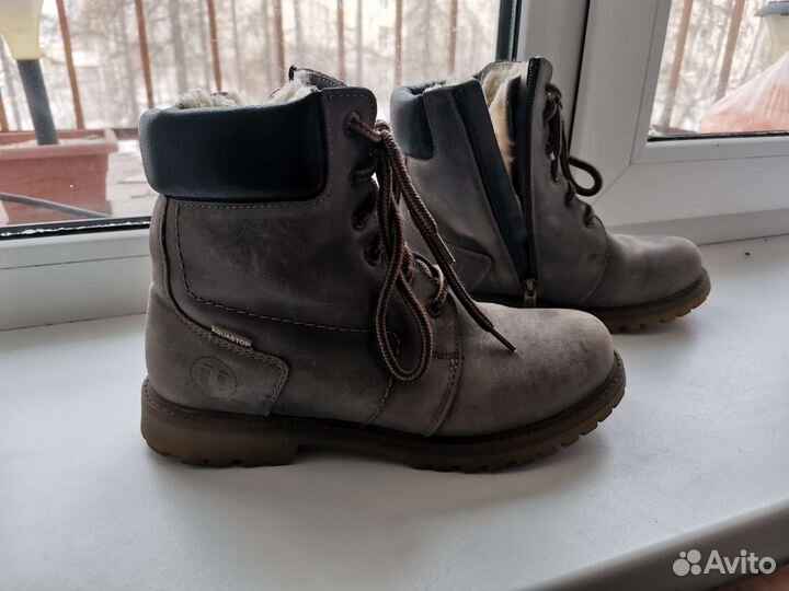 Зимние ботинки