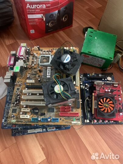 Материнская плата с процессором