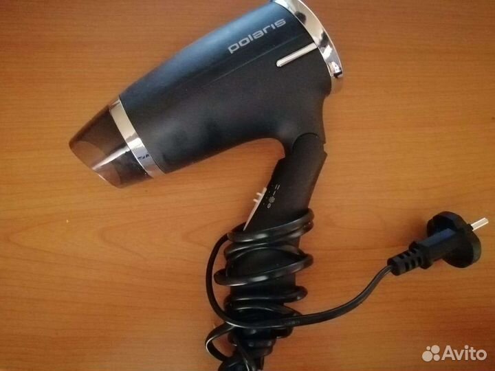Фен для волос Polaris