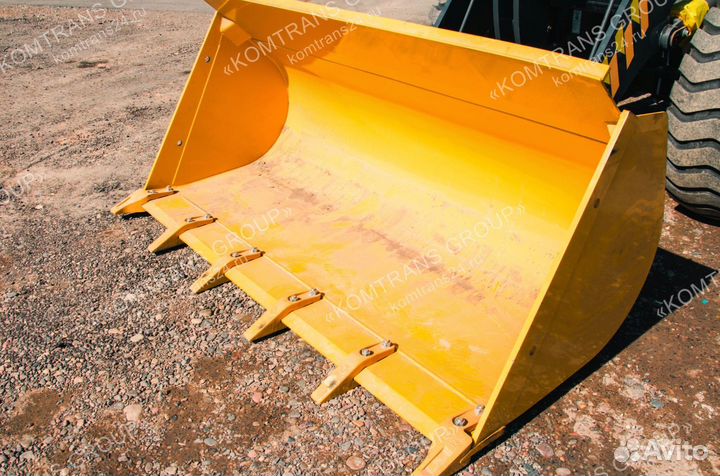 Фронтальный погрузчик XCMG LW330RU, 2023