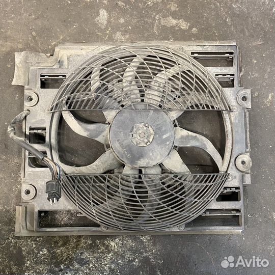 Вентилятор кондиционера BMW E39
