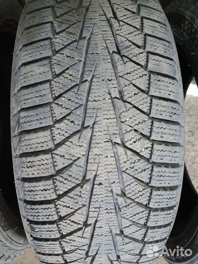 Hankook Winter I'Cept iZ 2 W616 205/50 R17 93T