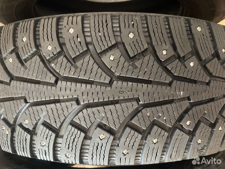 Nokian Tyres Hakkapeliitta 5 SUV 235/65 R18 110T