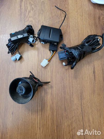 Спутниковая сигнализация Автолокатор Сателлит